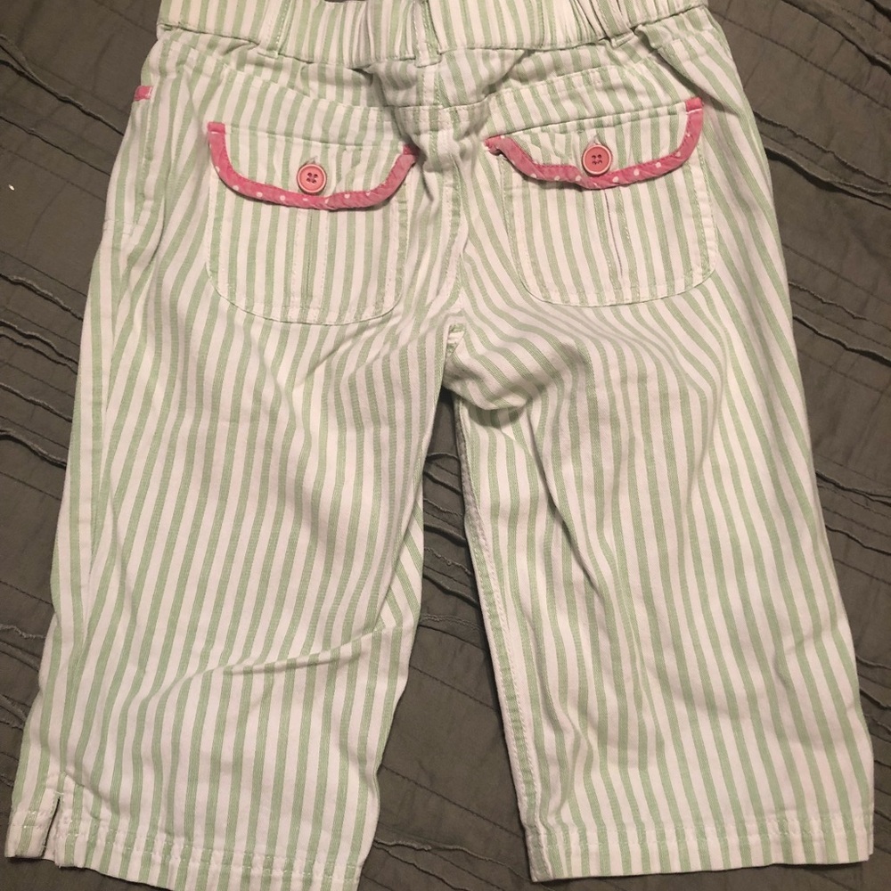 Mini Boden Shorts - Picture 2 of 3